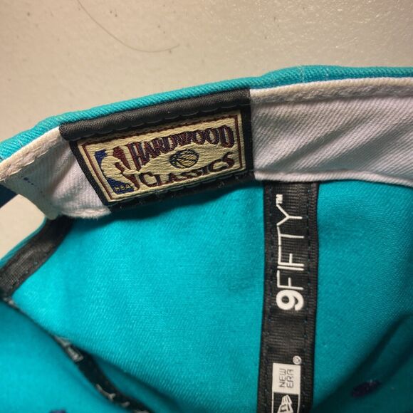 NBA Charlotte Hornets New Era 59Fifty Snapback Hardwood Classics- Retro Design - Picture 10 of 11